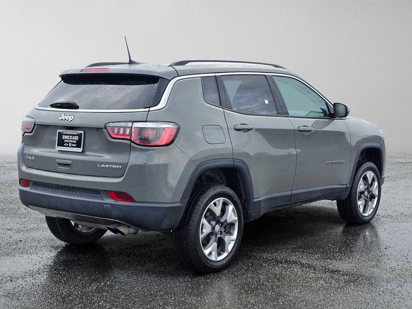 Used 2020 Jeep Compass Limited AWD/4WD image 3