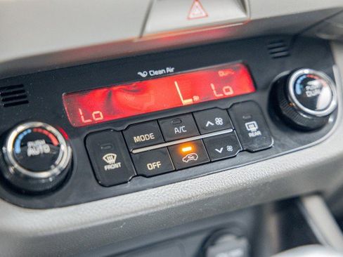 Used 2016 Kia Sportage EX image 20