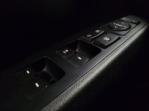 Used 2019 Hyundai Elantra SE w/ Cargo Package image 27