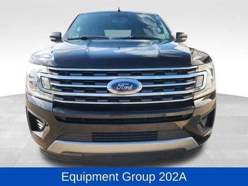Used 2018 Ford Expedition XLT w/ Equipment Group 202A image 2