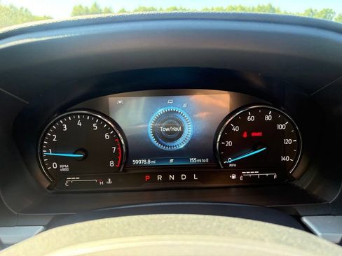 Used 2023 Ford Explorer XLT w/ Equipment Group 202A AWD/4WD image 29