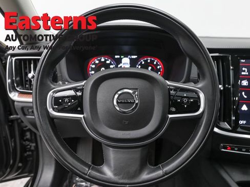 Used 2019 Volvo S60 T6 Inscription image 10