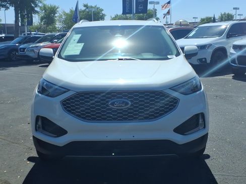 Certified 2023 Ford Edge SEL w/ Convenience Package AWD/4WD image 2