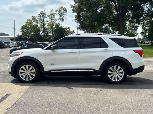 Used 2021 Ford Explorer King Ranch w/ Premium Technology Package AWD/4WD image 7