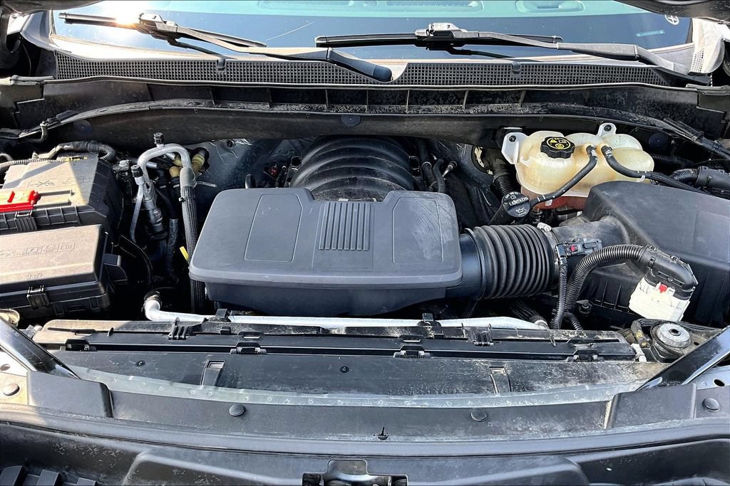 Used 2022 Chevrolet Suburban Premier AWD/4WD image 10