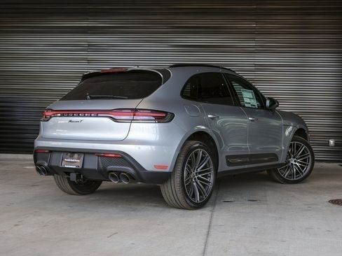 Certified 2026 Porsche Macan Turbo AWD/4WD image 7
