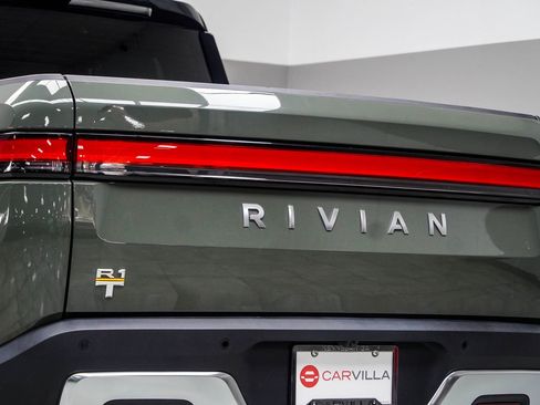 Used 2022 Rivian R1T Launch Edition AWD/4WD image 16