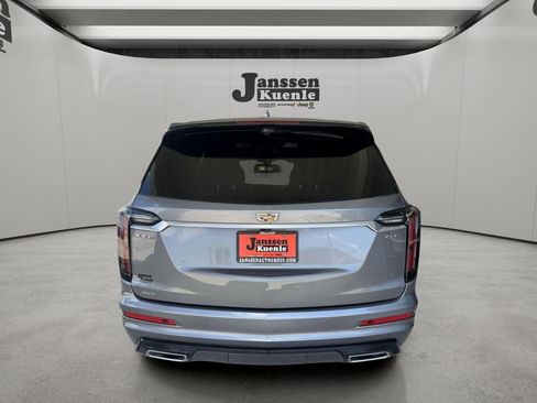 Used 2020 Cadillac XT6 Sport w/ Platinum Package AWD/4WD image 2