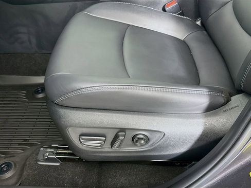 Used 2023 Toyota RAV4 XLE Premium FWD image 13