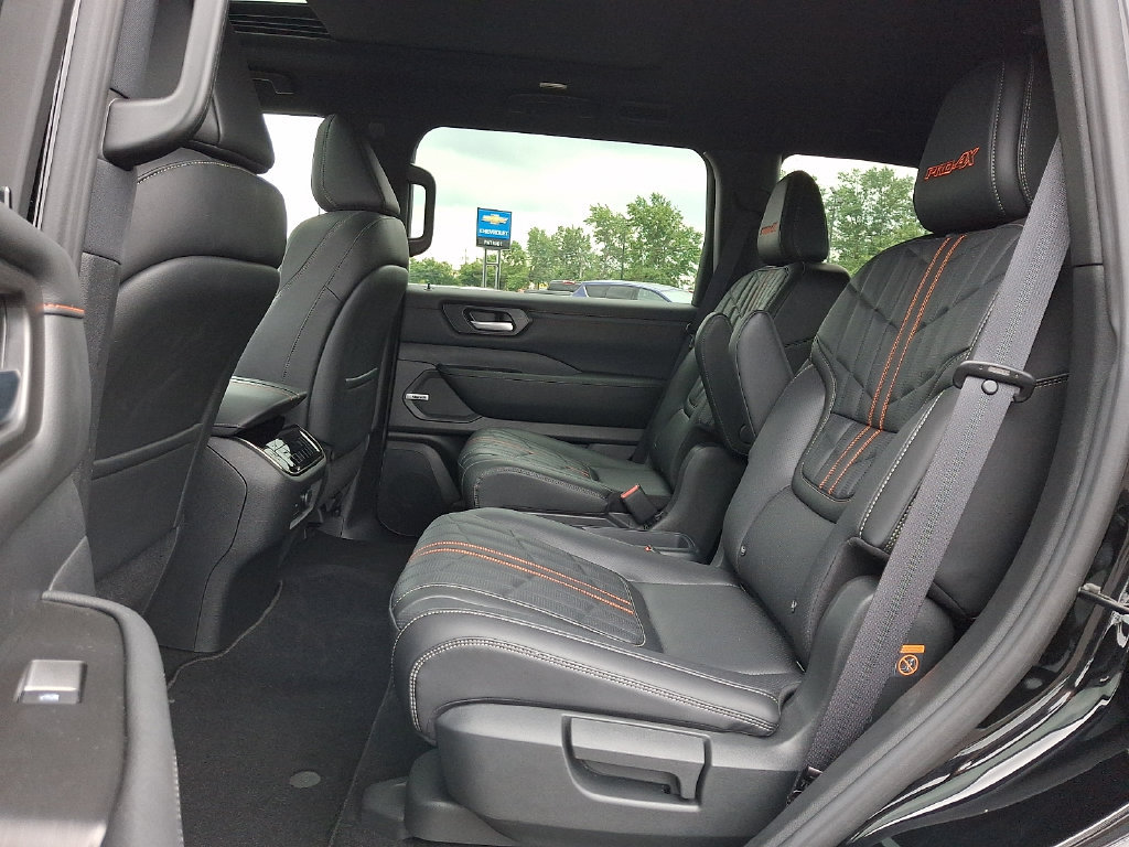Certified 2026 Nissan Armada PRO-4X AWD/4WD image 12