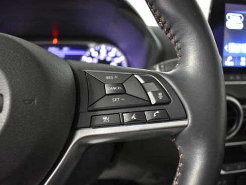 Certified 2025 Nissan Sentra SR w/ SR Premium Package FWD image 18