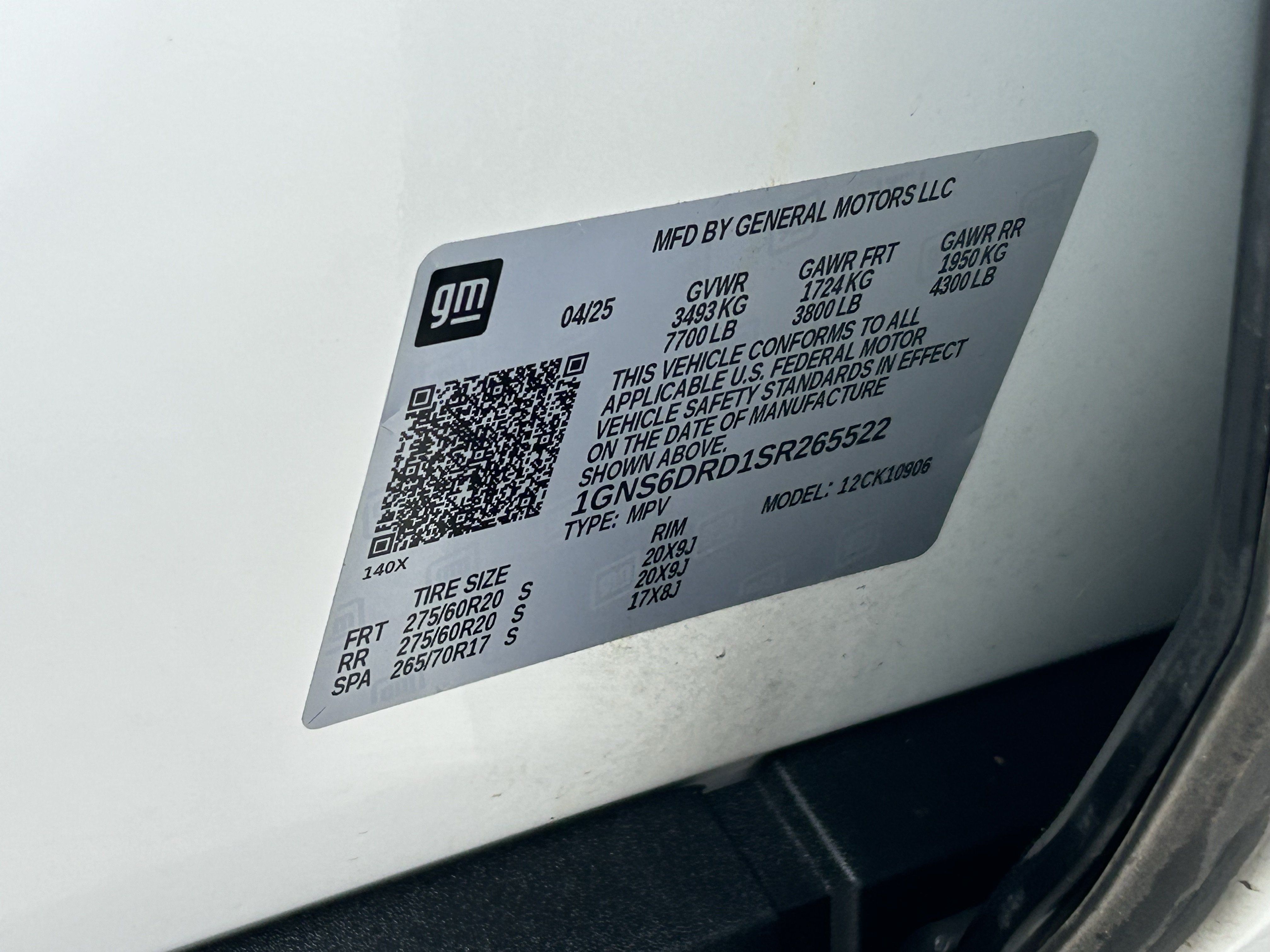 Used 2025 Chevrolet Suburban Z71 AWD/4WD image 33