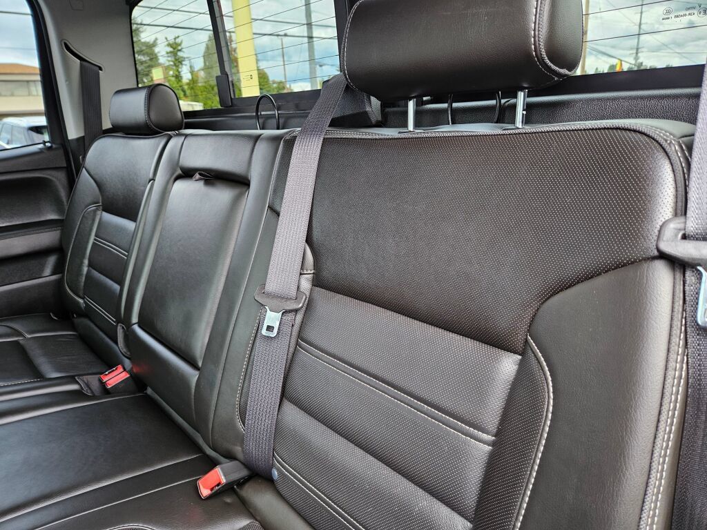 Used 2018 GMC Sierra 3500 Denali w/ Duramax Plus Package AWD/4WD image 13
