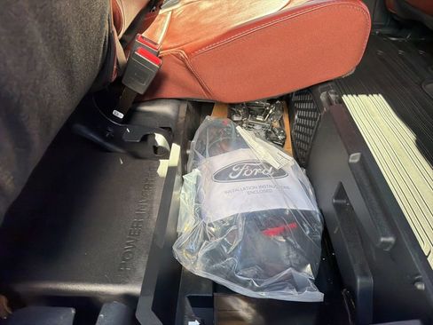 Used 2022 Ford F350 Platinum image 43