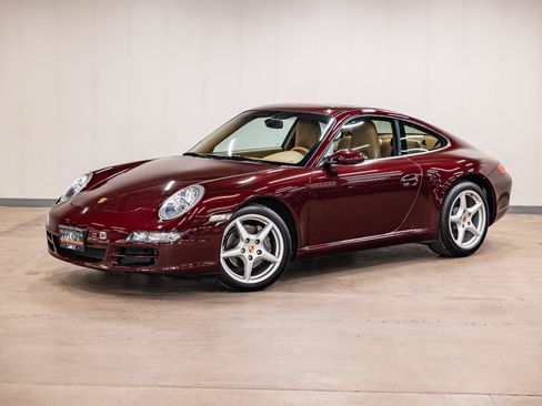 Used 2005 Porsche 911 Carrera RWD image 19