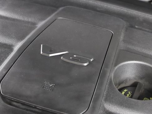 Used 2019 Dodge Durango SXT image 19