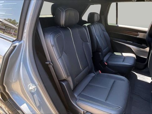 Used 2026 Cadillac Vistiq Sport w/ LPO, Floor Liner Package AWD/4WD image 18