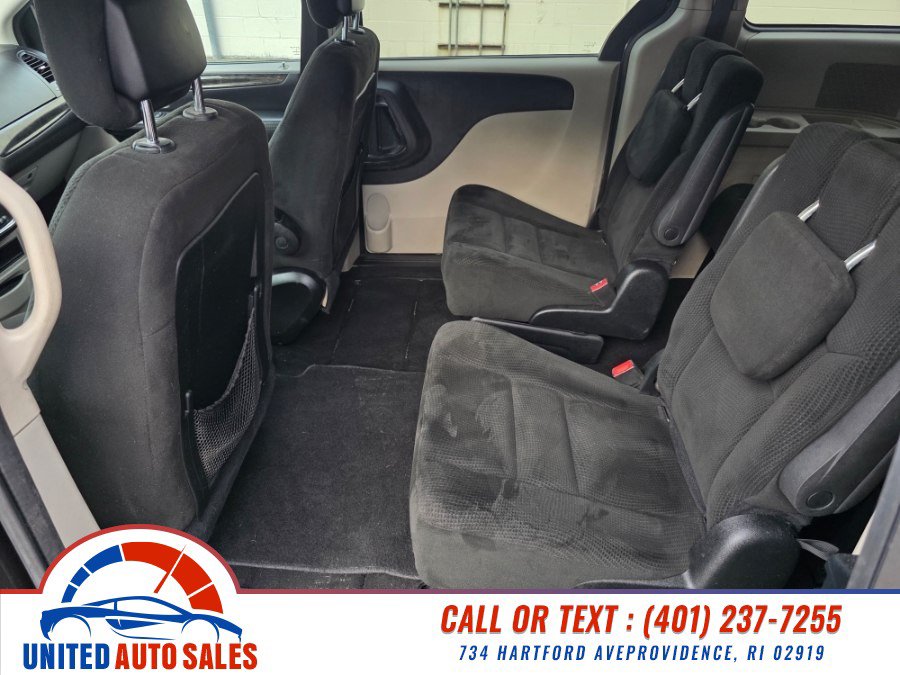 Used 2016 Dodge Grand Caravan SE w/ Quick Order Package 29E SE FWD image 10