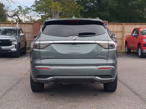 Used 2022 Buick Enclave Avenir image 7