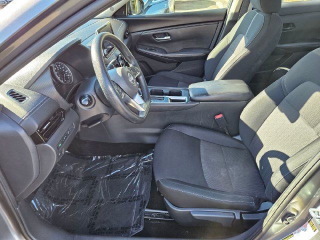 Used 2024 Nissan Sentra SV FWD image 19