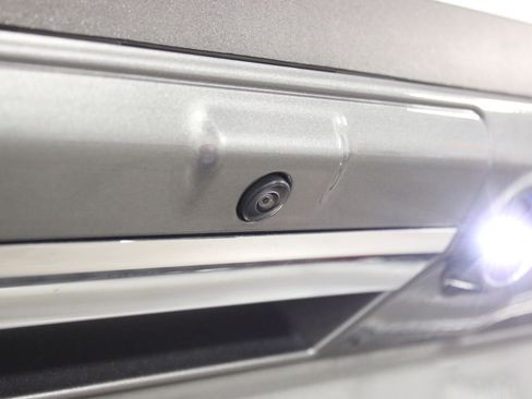 Used 2024 Ford F250 Platinum image 14