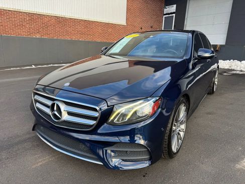 Used 2017 Mercedes-Benz E 300 image 1