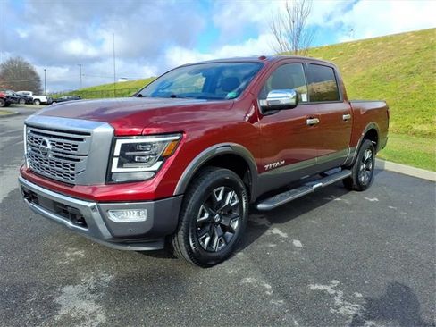 Used 2021 Nissan Titan Platinum Reserve w/ Off Road Protection Package image 8