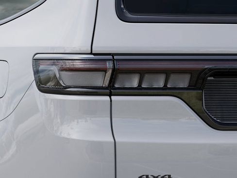 New 2026 Jeep Grand Wagoneer Limited AWD/4WD image 9
