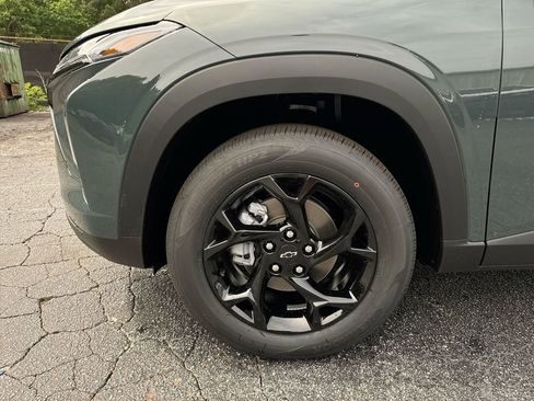 New 2026 Chevrolet Trax LT w/ Driver Confidence Package FWD image 12