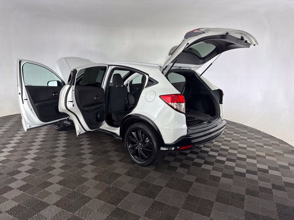 Used 2021 Honda HR-V Sport image 18