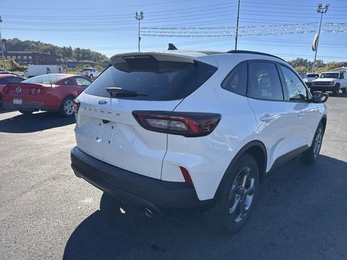 New 2026 Ford Escape ST-Line w/ Tech Pack #1 FWD image 4