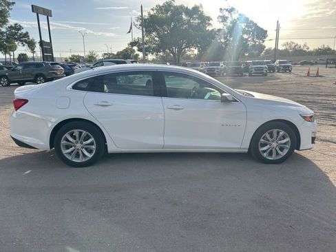 Used 2025 Chevrolet Malibu LT image 17