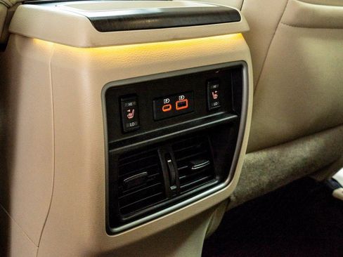 Used 2019 Nissan Murano Platinum w/ Cargo Package image 27