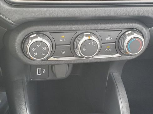 Certified 2025 Nissan Versa S w/ Trunk Package image 27