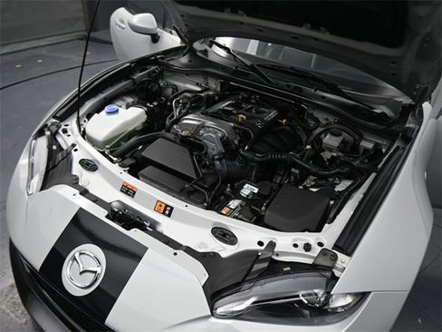 Used 2016 MAZDA MX-5 Miata Grand Touring image 10