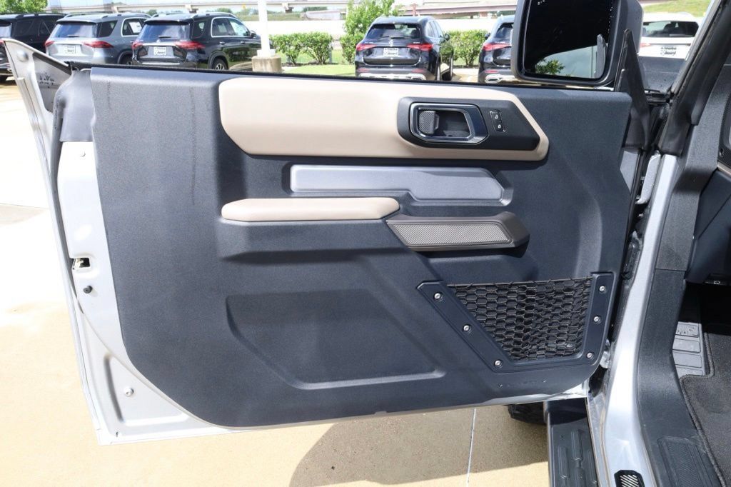 Used 2022 Ford Bronco Wildtrak AWD/4WD image 23