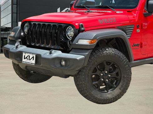 Used 2020 Jeep Wrangler Unlimited Sport AWD/4WD image 2