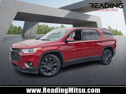 Used 2020 Chevrolet Traverse RS w/ LPO, Floor Liner Package image 1