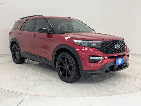 Used 2023 Ford Explorer ST w/ Equipment Group 401A image 6