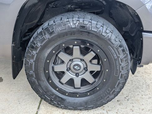 Used 2021 Toyota Tundra Limited image 20