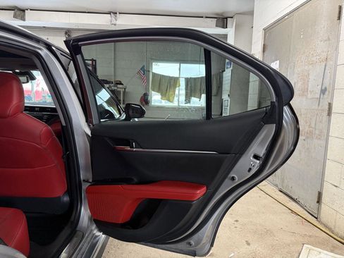 Used 2019 Toyota Camry XSE w/ Navigation Package image 19