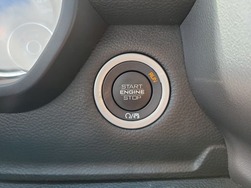 Used 2023 RAM 1500 Big Horn RWD image 29
