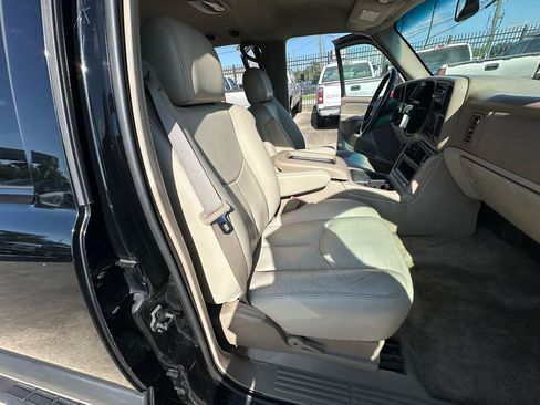 Used 2003 Chevrolet Suburban LS w/ LS Preferred Equipment Group RWD image 35