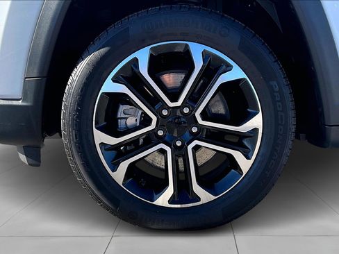 Used 2024 Jeep Compass Limited image 37