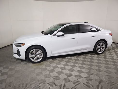 Used 2025 Audi A5 2.0T Premium Plus w/ Premium Plus image 9