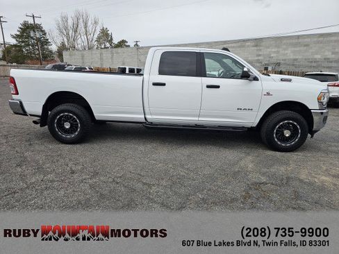 Used 2022 RAM 3500 Big Horn AWD/4WD image 9