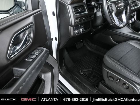 Certified 2022 GMC Yukon XL SLE image 8