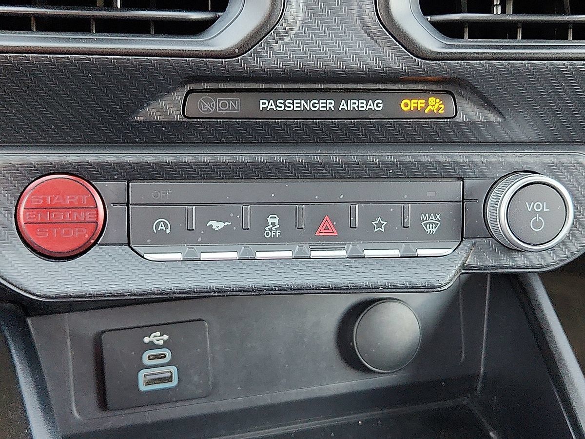 Used 2024 Ford Mustang Coupe RWD image 10