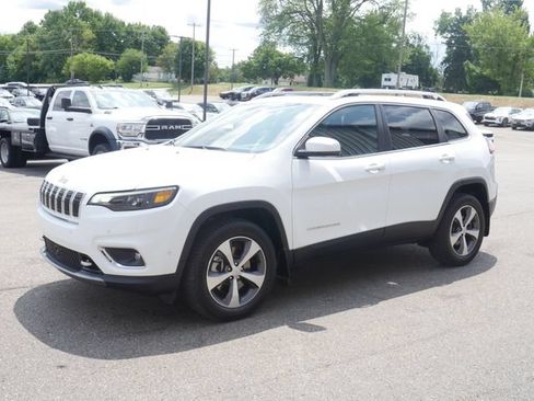 Used 2021 Jeep Cherokee Limited w/ Elite Package AWD/4WD image 8
