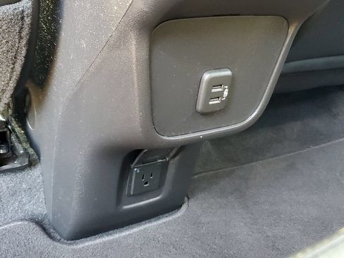 Used 2020 GMC Terrain SLT w/ Preferred Package AWD/4WD image 11